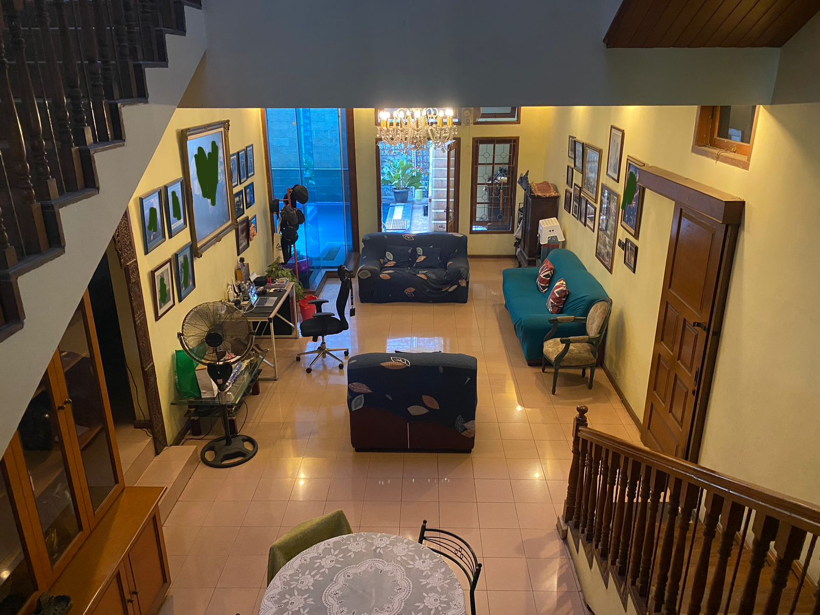 Gallery Photo